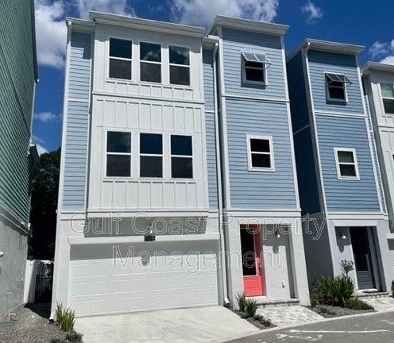 1st image of 439 Wingfield Dr