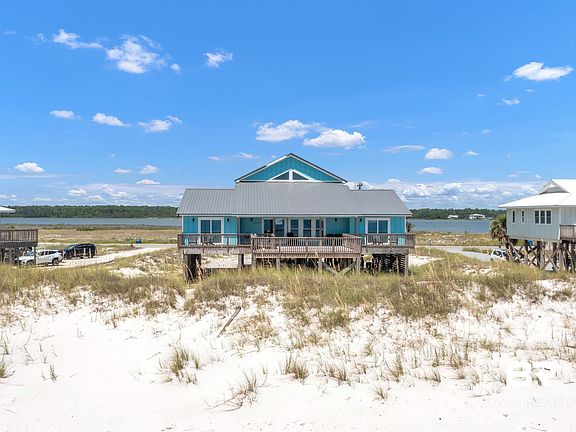 5th image of 2957 W Beach Blvd