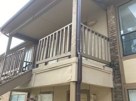1505 N Locust St, Denton, TX