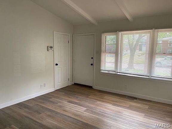2nd image of 8411 Hawkesbury Dr