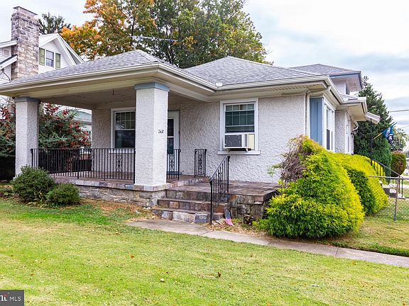 2nd image of 3652 Taylor Ave