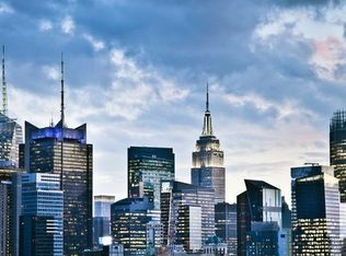 550 W 54th St #3, New York, NY 10019