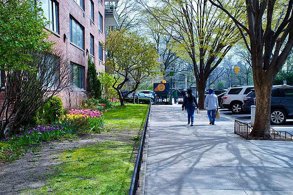 Rented by REALTY ONE GROUP FIRST | media 22