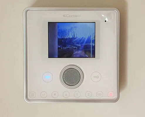 Rented by R New York | media 28