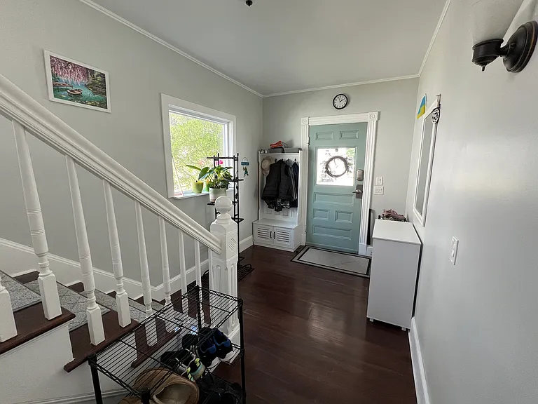 150 Grant St #1 — Photo 4