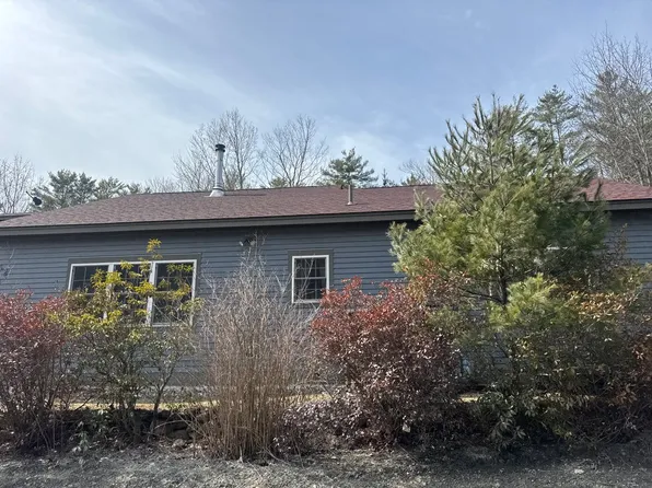 52 Rumbrook Rd, Grantham, NH 03753