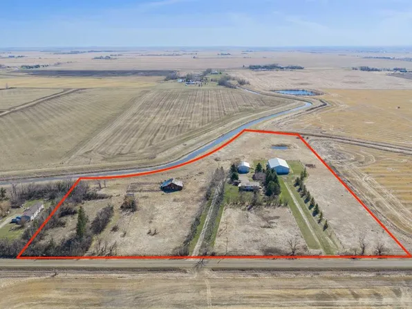 222075 W Range Rd #264, Wheatland County, AB T0J 0M0