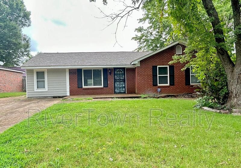 1st image of 7518 Southaven Cir W