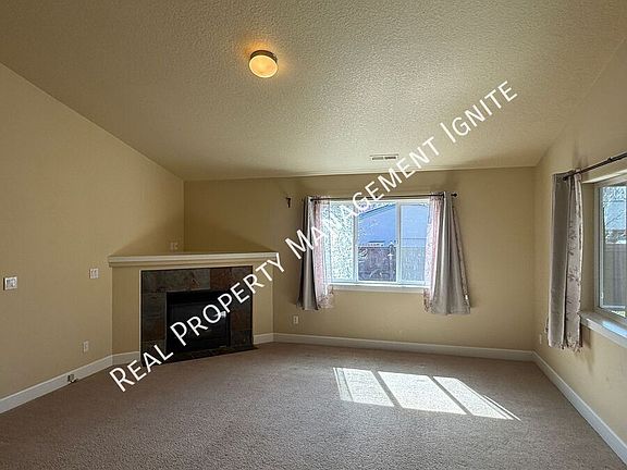 4th image of 20633 Couples Ln