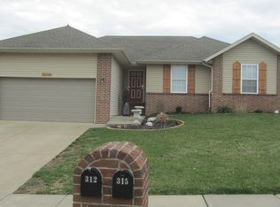 312 S Red Ave, Springfield, MO 65802