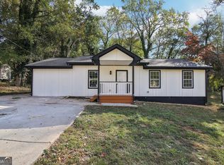 1766 Big Valley Ln, Stone Mountain, GA 30083