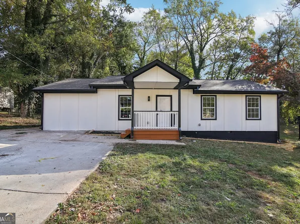 1766 Big Valley Ln, Stone Mountain, GA 30083