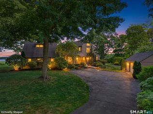 108 Maple Avenue, Old Saybrook, CT 06475