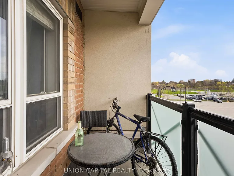 10 Mendelssohn St #220 — Photo 30