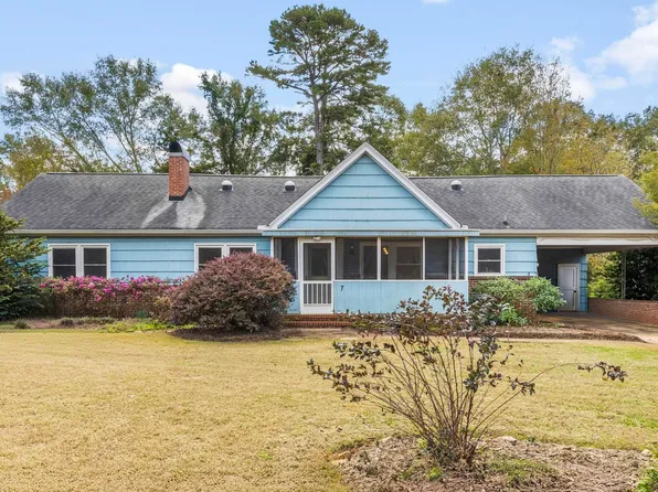 7 Long Forest Dr, Greenville, SC 29617