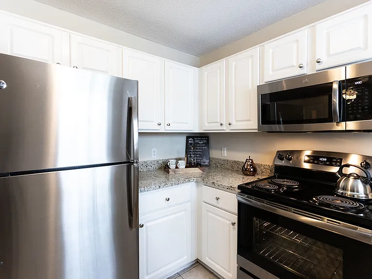Autumn Creek Apartments — Photo 78