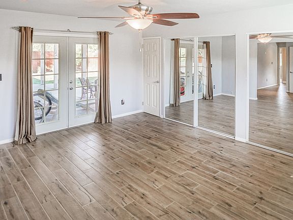 4th image of 8060 Royer Ave
