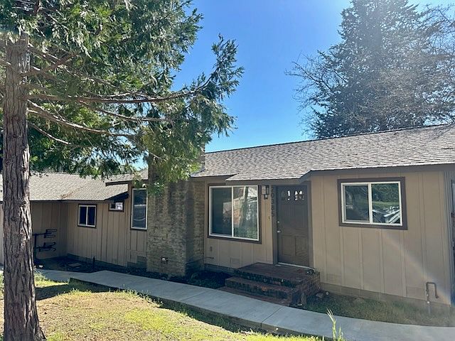 1st image of 20385 Eureka Dr