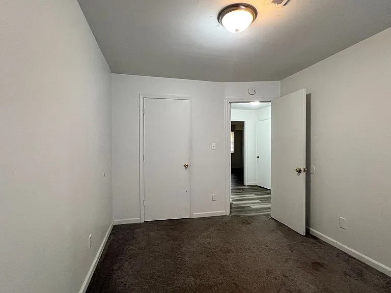 Stone Ridge Apartments- Convenient Location — Photo 47