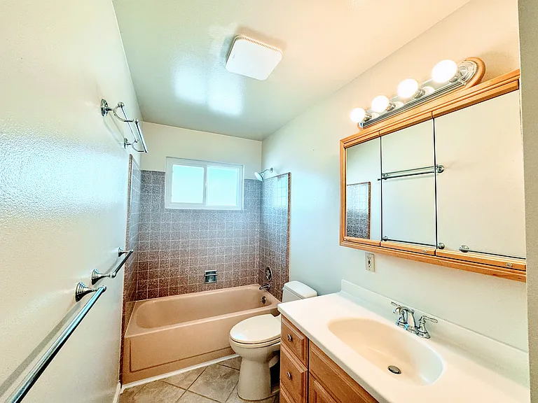 11 Christian Ct — Photo 21