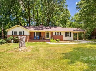 205 Azalea Rd, Lancaster, SC 29720
