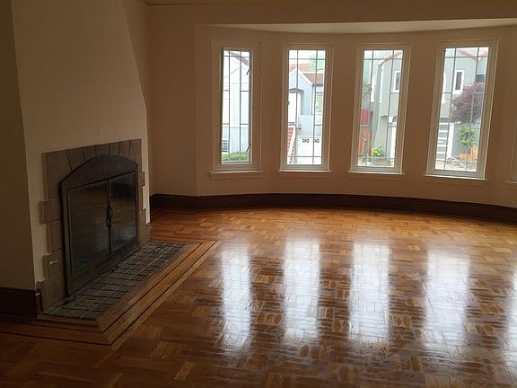 4th image of 70 Pinehurst Way