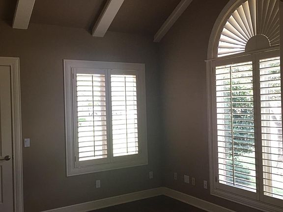 4th image of 1709 Avenue J