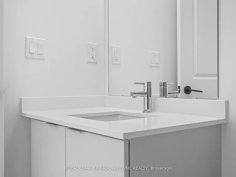 2075 Lakeshore Rd #902 — Photo 19