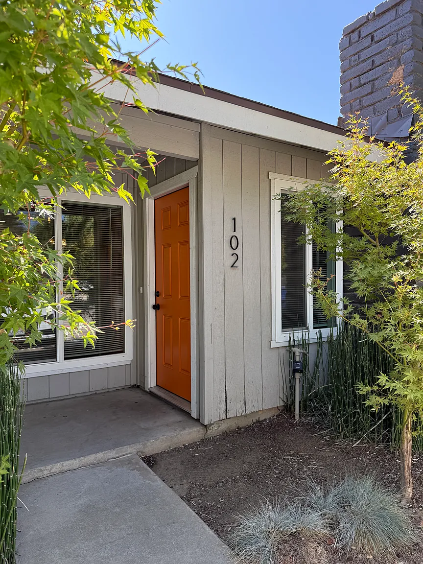 6340 N Fresno St #102 photo 1