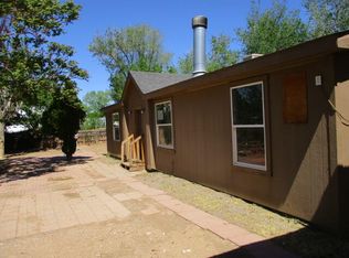 707 Mountain View Dr, Bernalillo, NM 87004