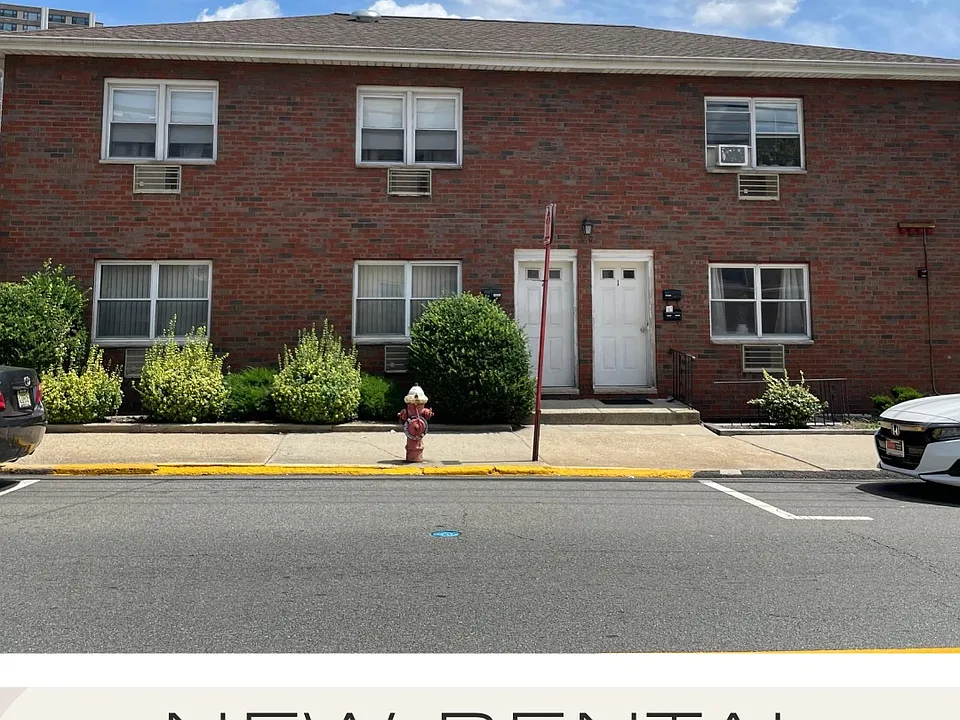 220 Palisade Ave #8B