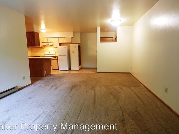 2nd image of 16449 Ambaum Blvd S APT 5