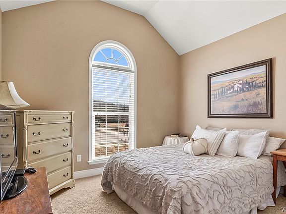 4th image of 5104 Windsor Ln
