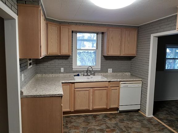 5th image of 112 S Water St