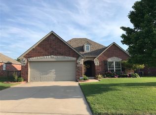 2009 W Woodbury St N, Broken Arrow, OK 74012