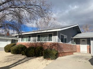 1136 W 5th St, Carson City, NV