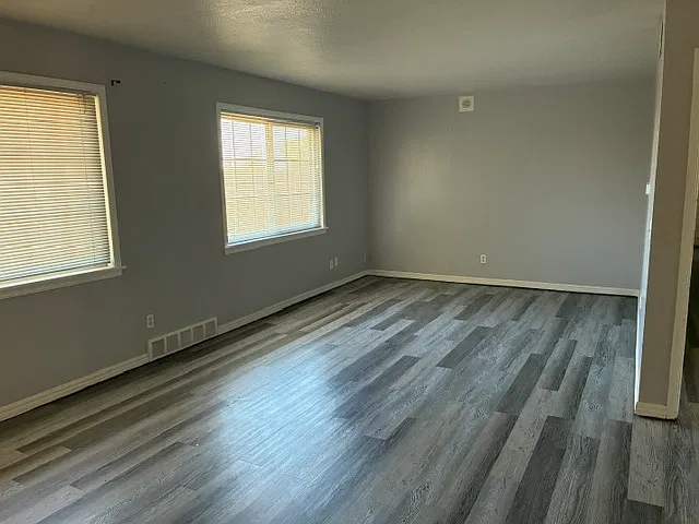 3 bed, 1679 sqft, $1,490 — Photo 3