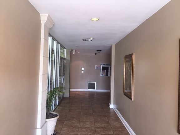 4th image of 200 S Broad St Ste 205A