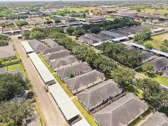 3rd image of 2113 W Carlos Dr