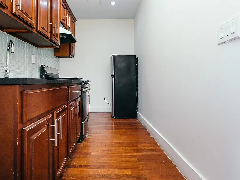 117 S 4th St #7B — Photo 5
