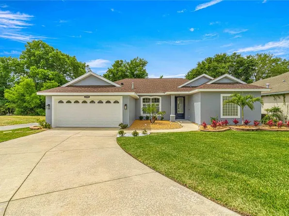 33202 Irongate Dr, Leesburg, FL 34788