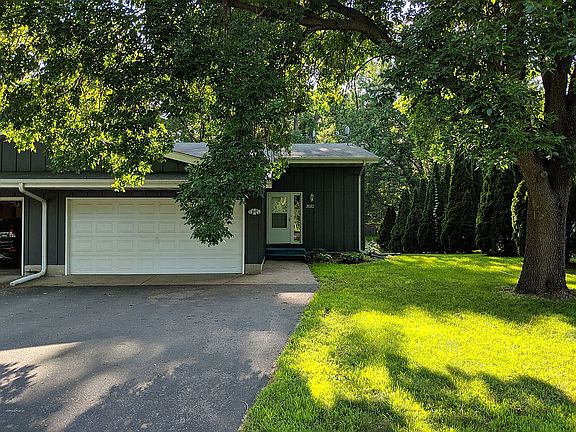 Front of duplex: rightside