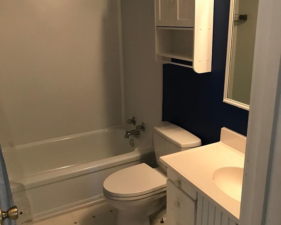 1st image of 4212 Tomlinson St
