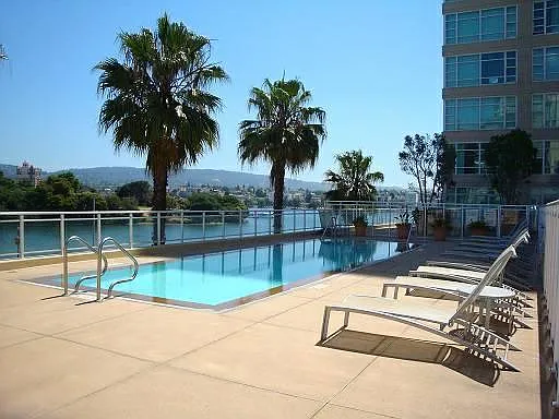 1 Lakeside Dr #6 — Photo 23