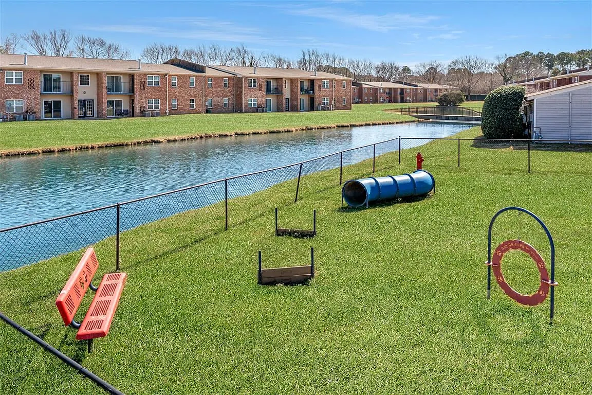 Rivers Landing — Photo 4