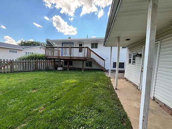 2nd image of 208 S Gordon Ave