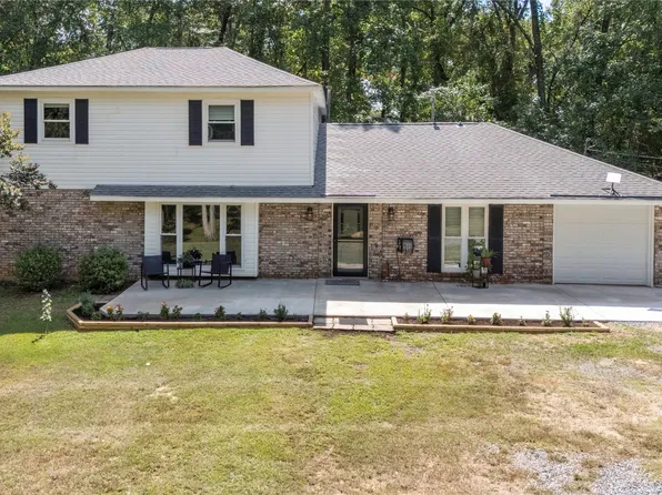 150 Coosada Ln, Coosada, AL 36020