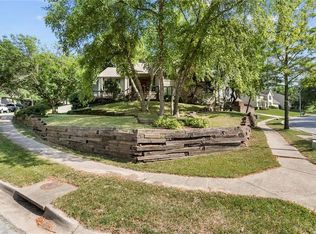 5812 N Spruce Ave, Kansas City, MO 64119