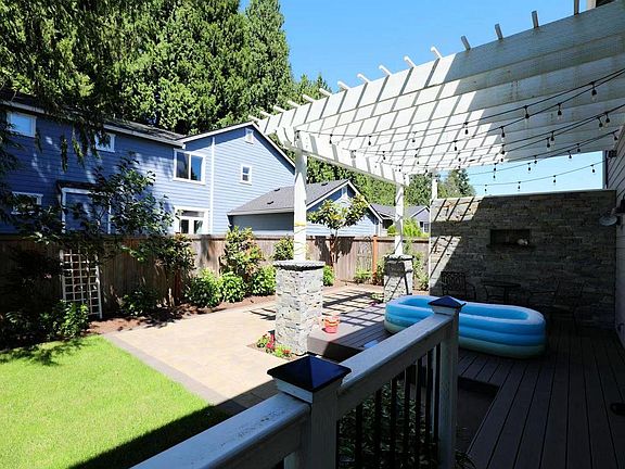 3rd image of 7503 127th Pl NE