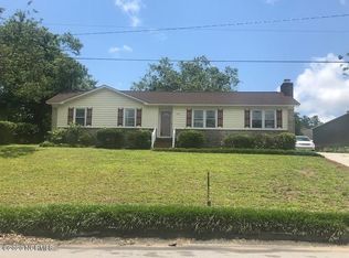 913 Lorraine Dr, Wilmington, NC 28412